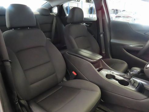 Used 2023 Chevrolet Malibu LT image 6