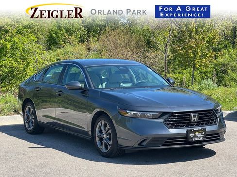Used 2023 Honda Accord EX image 1