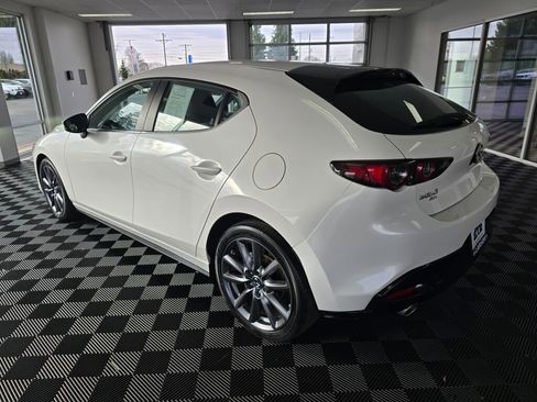 Used 2021 MAZDA MAZDA3 s image 6