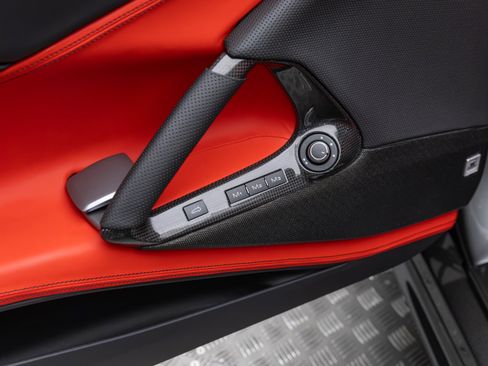 Certified 2023 Ferrari 812 GTS RWD image 13