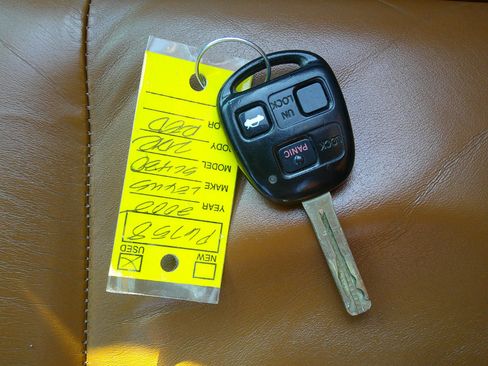 Used 2002 Lexus SC 430 Convertible image 58