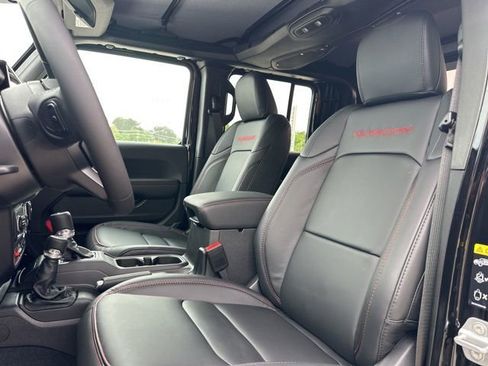New 2026 Jeep Gladiator Rubicon AWD/4WD image 10