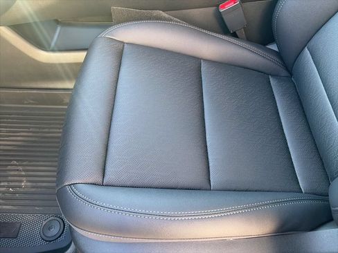 Certified 2026 Chevrolet Equinox LT w/ Convenience Package II FWD image 14