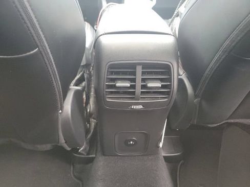 Used 2024 Ford Escape ST-Line w/ Tech Pack #1 AWD/4WD image 10