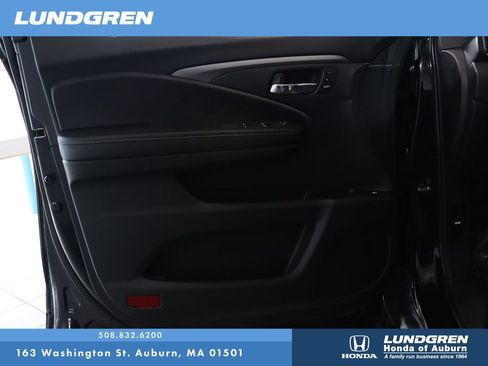 Used 2023 Honda Ridgeline RTL image 10