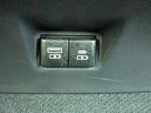 Used 2026 Toyota Camry SE w/ Convenience Package image 15