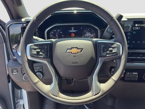 Used 2026 Chevrolet Silverado 2500 LT AWD/4WD image 24