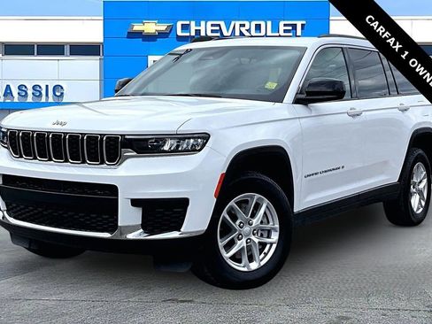 Used 2025 Jeep Grand Cherokee L Laredo image 3