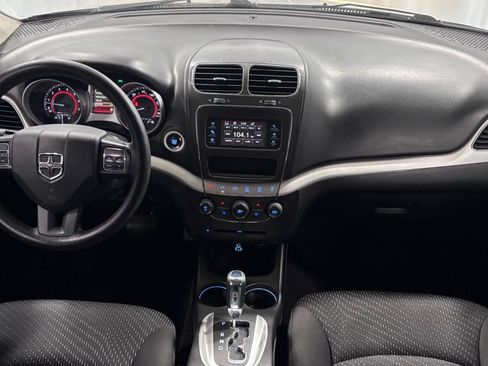 Used 2018 Dodge Journey SE w/ Blacktop Package FWD image 10