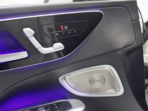 Used 2022 Mercedes-Benz C 300 4MATIC Sedan image 32