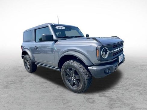 Used 2024 Ford Bronco Black Diamond AWD/4WD image 3