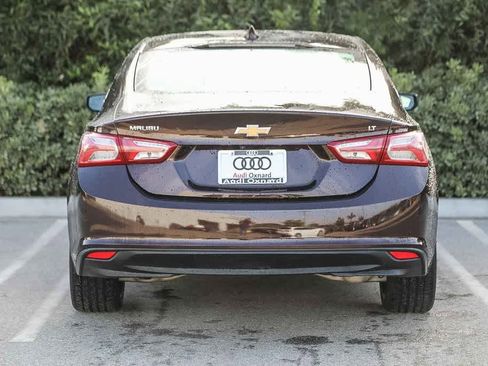 Used 2021 Chevrolet Malibu LT image 5