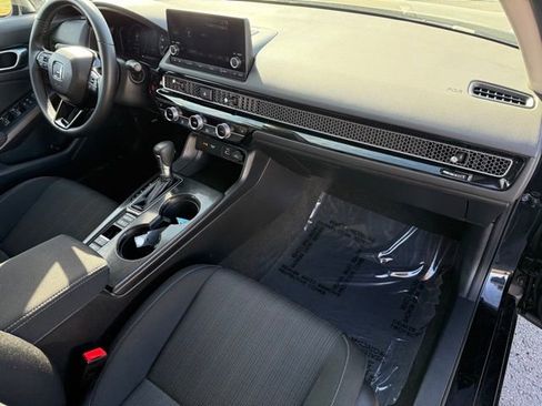 Used 2023 Honda Civic EX image 14