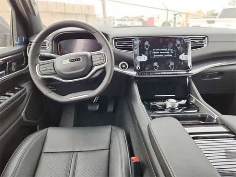 New 2024 Jeep Wagoneer 4WD w/ Premium Group I image 10