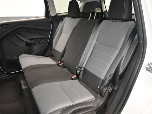 Used 2017 Ford Escape S image 27