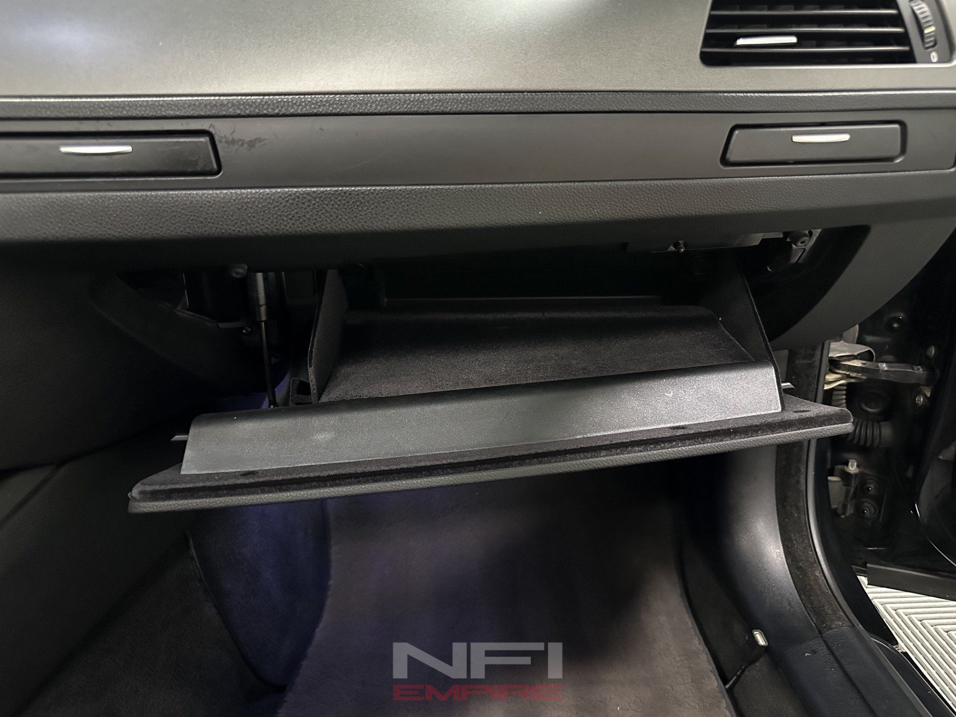 Used 2010 BMW M3 Convertible RWD image 46