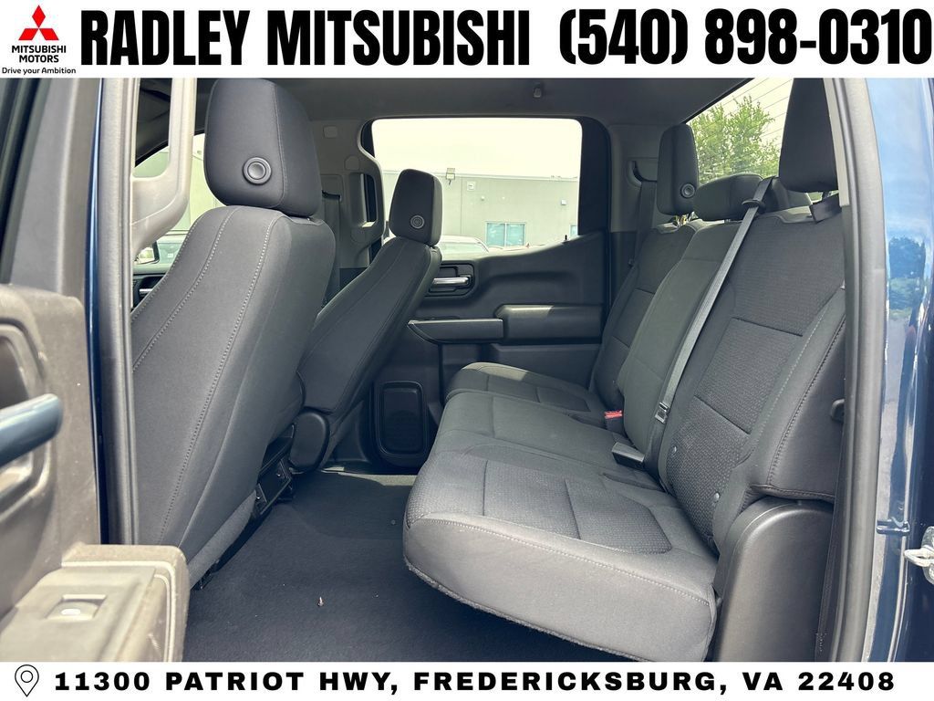 Used 2022 Chevrolet Silverado 1500 Custom w/ LPO, Dark Essentials Package AWD/4WD image 11