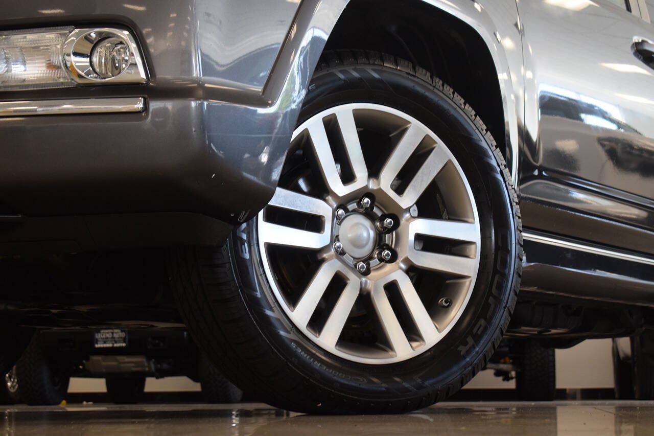 Used 2012 Toyota 4Runner Limited AWD/4WD image 9
