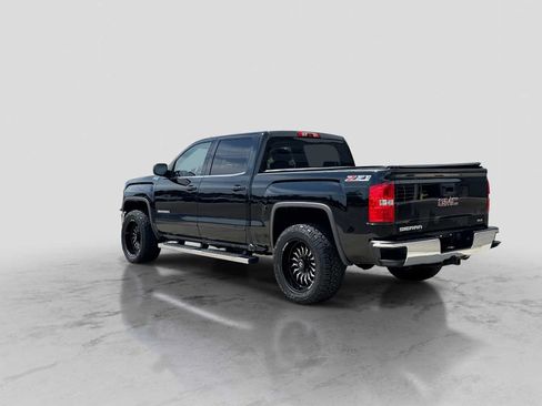 Used 2014 GMC Sierra 1500 SLE w/ SLE Value Package AWD/4WD image 4