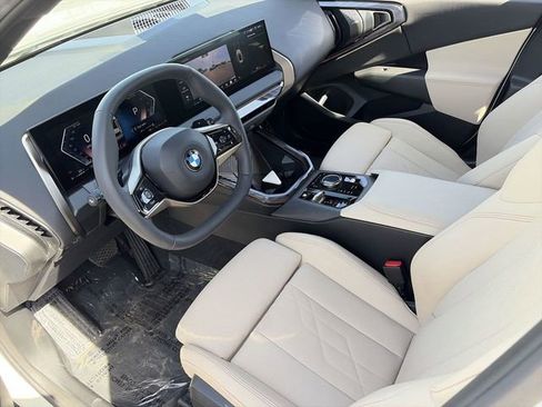 Certified 2025 BMW X3 xDrive30i w/ Convenience Package image 19