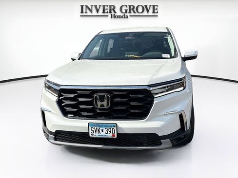 Certified 2025 Honda Pilot EX-L image 2