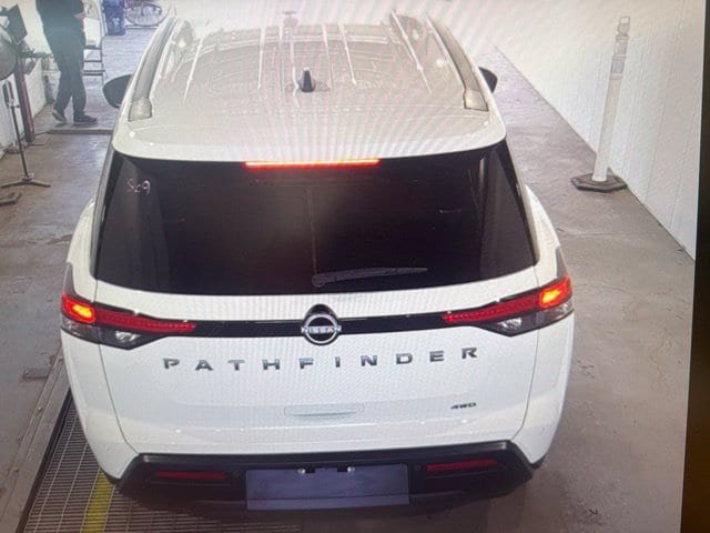 Certified 2026 Nissan Pathfinder S AWD/4WD image 3