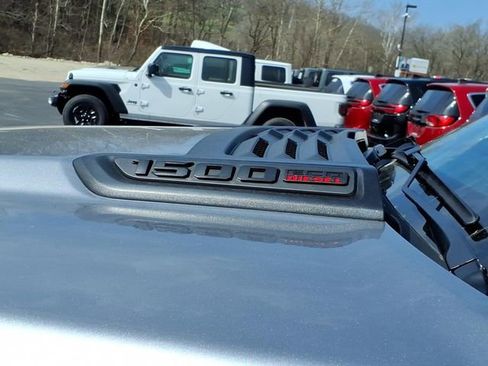 Used 2022 RAM 1500 Limited image 13