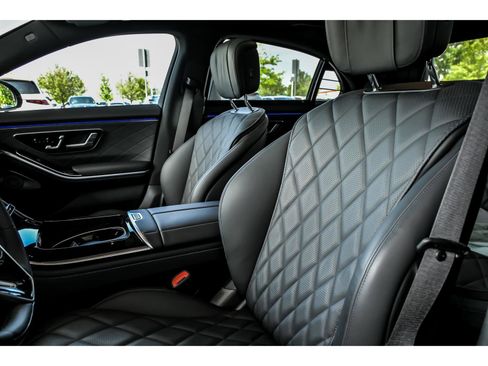 Certified 2026 Mercedes-Benz S 580 4MATIC Sedan image 12