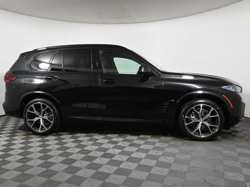 Used 2026 BMW X5 xDrive40i w/ M Sport Package image 8