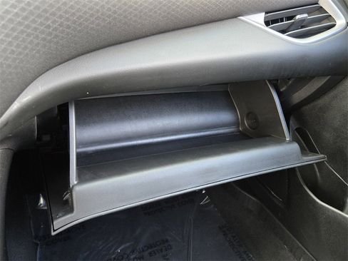 Used 2021 Chevrolet Malibu RS image 23