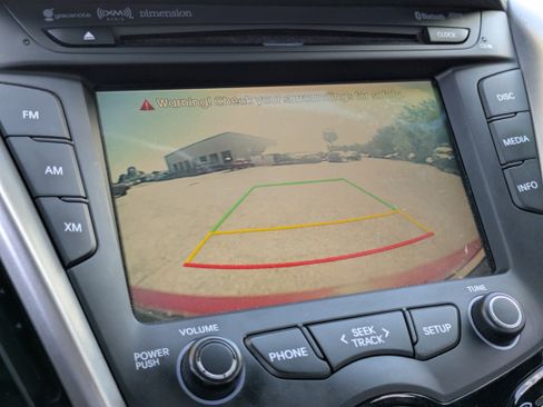 Used 2016 Hyundai Veloster w/ Option Group 02 image 28