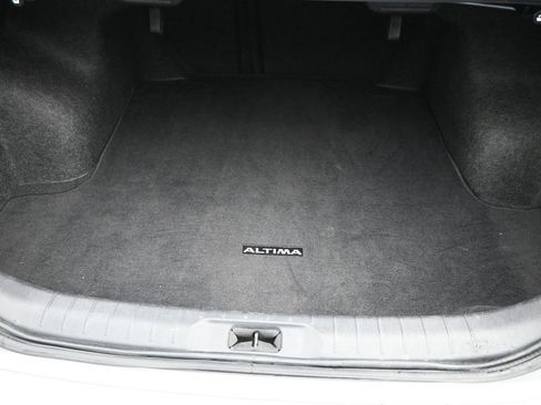 Used 2023 Nissan Altima 2.5 S image 12