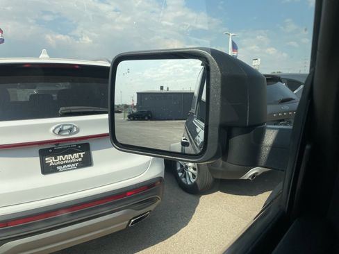 Used 2022 Ford Bronco Wildtrak image 42