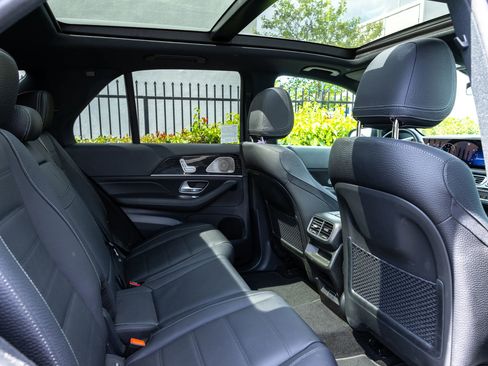 Used 2024 Mercedes-Benz GLE 350 4MATIC image 33