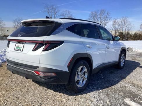 Used 2023 Hyundai Tucson SEL FWD image 5