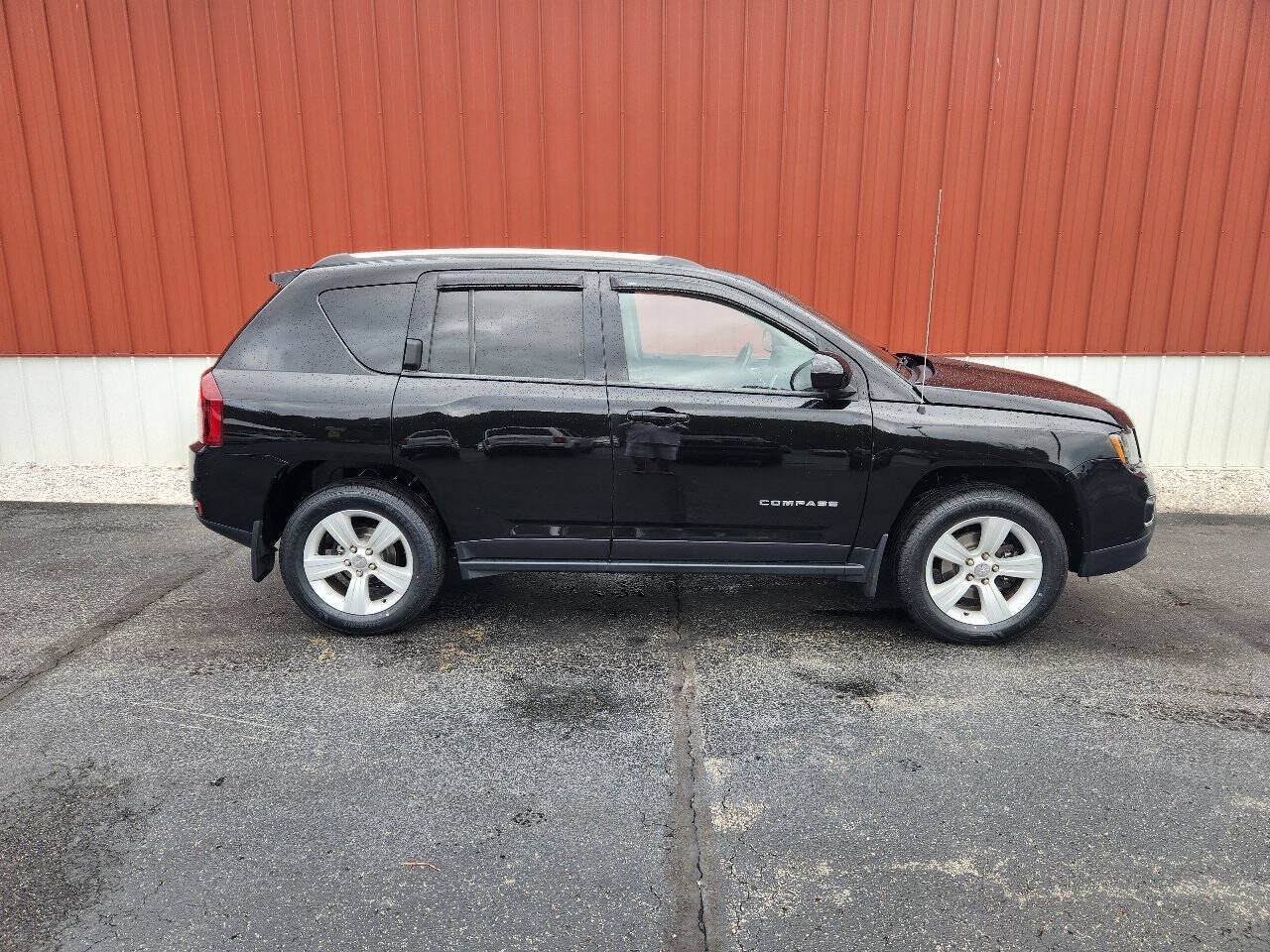 Used 2015 Jeep Compass High Altitude AWD/4WD image 9