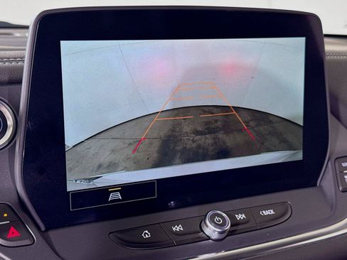 Certified 2025 Chevrolet Blazer LT FWD image 12