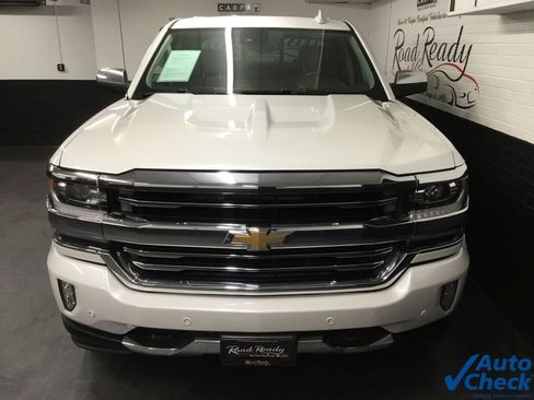 Used 2017 Chevrolet Silverado 1500 High Country image 4