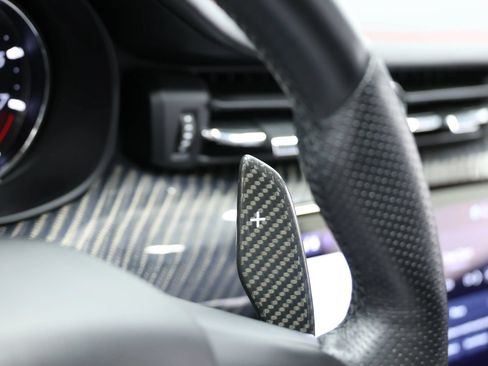 Used 2022 Maserati Quattroporte Trofeo RWD image 29