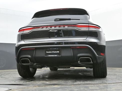 New 2025 Porsche Macan image 34