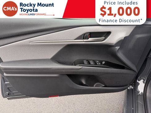 New 2026 Toyota Camry SE image 10