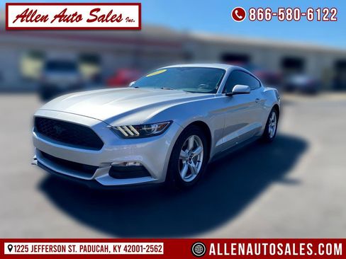Used 2017 Ford Mustang Coupe image 1