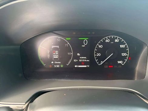 Used 2025 Honda CR-V Sport Touring image 9