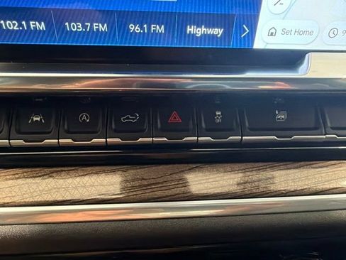 Certified 2025 Chevrolet Silverado 1500 LT w/ Max Trailering Package AWD/4WD image 17