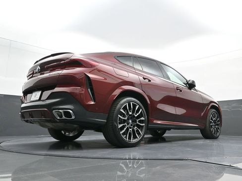 Used 2026 BMW X6 M60i image 29