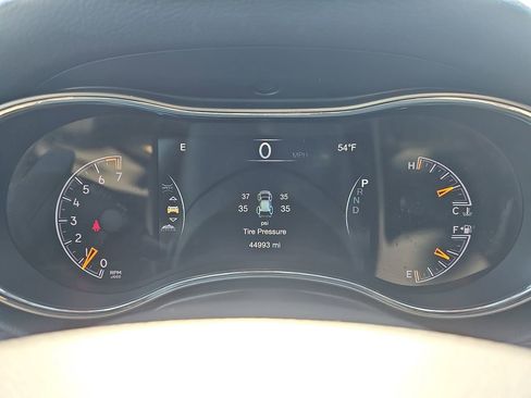 Used 2022 Jeep Grand Cherokee Limited AWD/4WD image 24