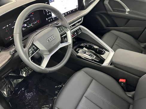 New 2025 Audi Q5 Premium Plus image 9