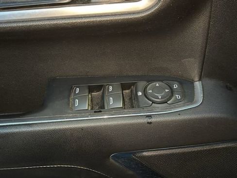 Used 2022 Chevrolet Silverado 1500 RST image 10