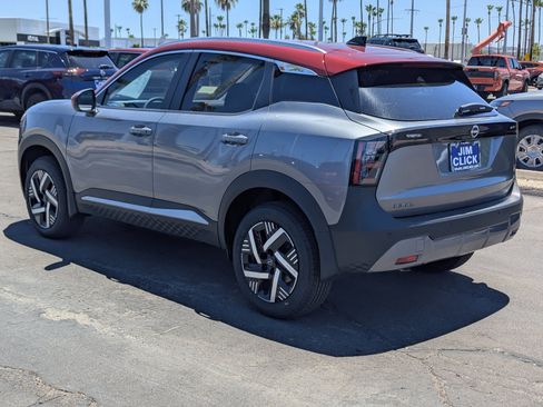 New 2026 Nissan Kicks SV w/ Interior Electronics Package FWD image 4