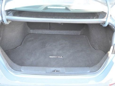 Used 2024 Nissan Sentra SV image 36